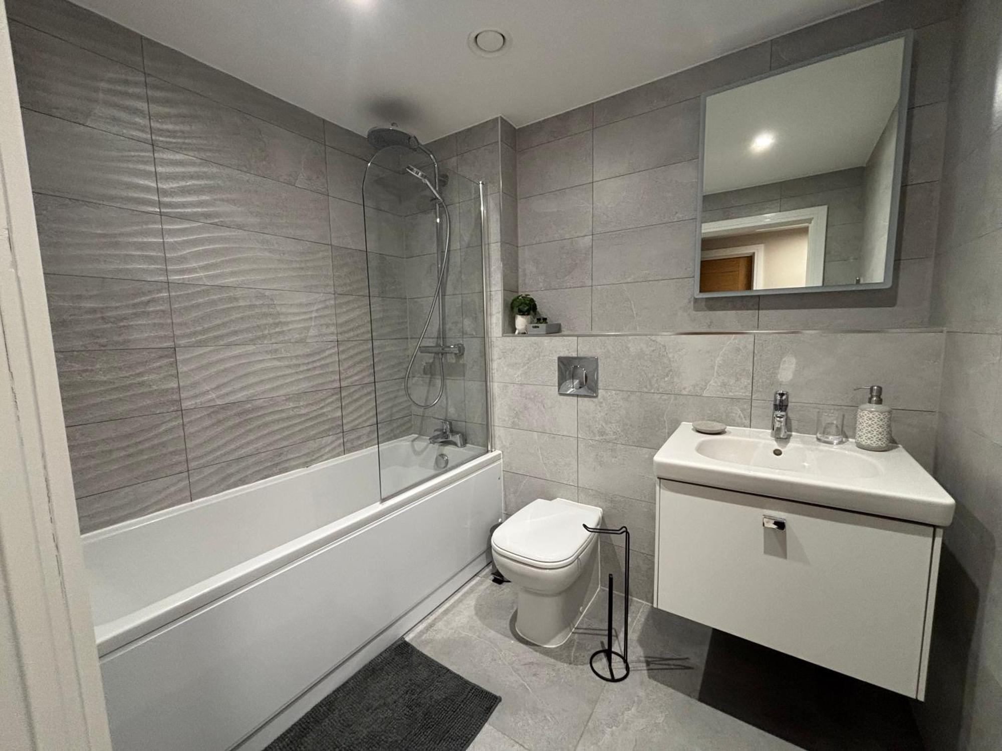 Modern Apartment - Bhx Nec - Free Secure Gated Parking 索利赫尔 外观 照片